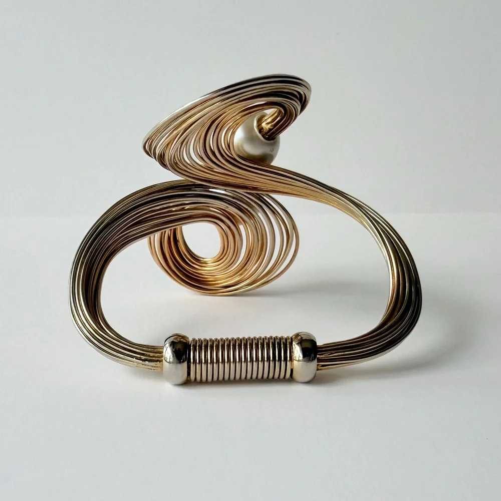 Vintage 1960s Yves Saint Laurent Faux Pearl Gilt Scroll Bracelet Roger Scemama - Picture 7 of 15